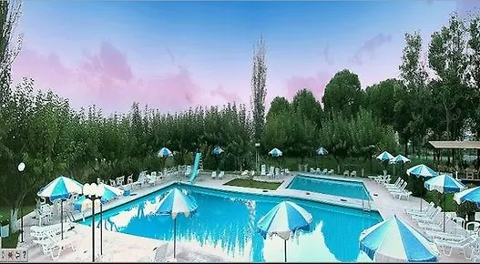 Irinna Hotel Svoronata
