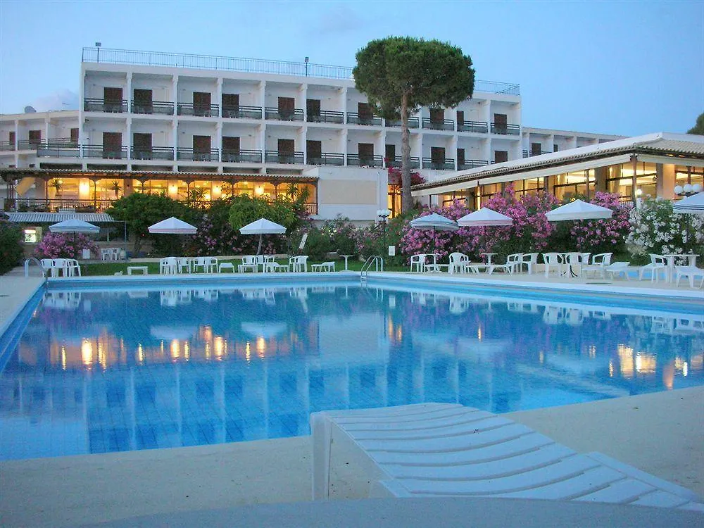 Irinna Hotel Svoronata