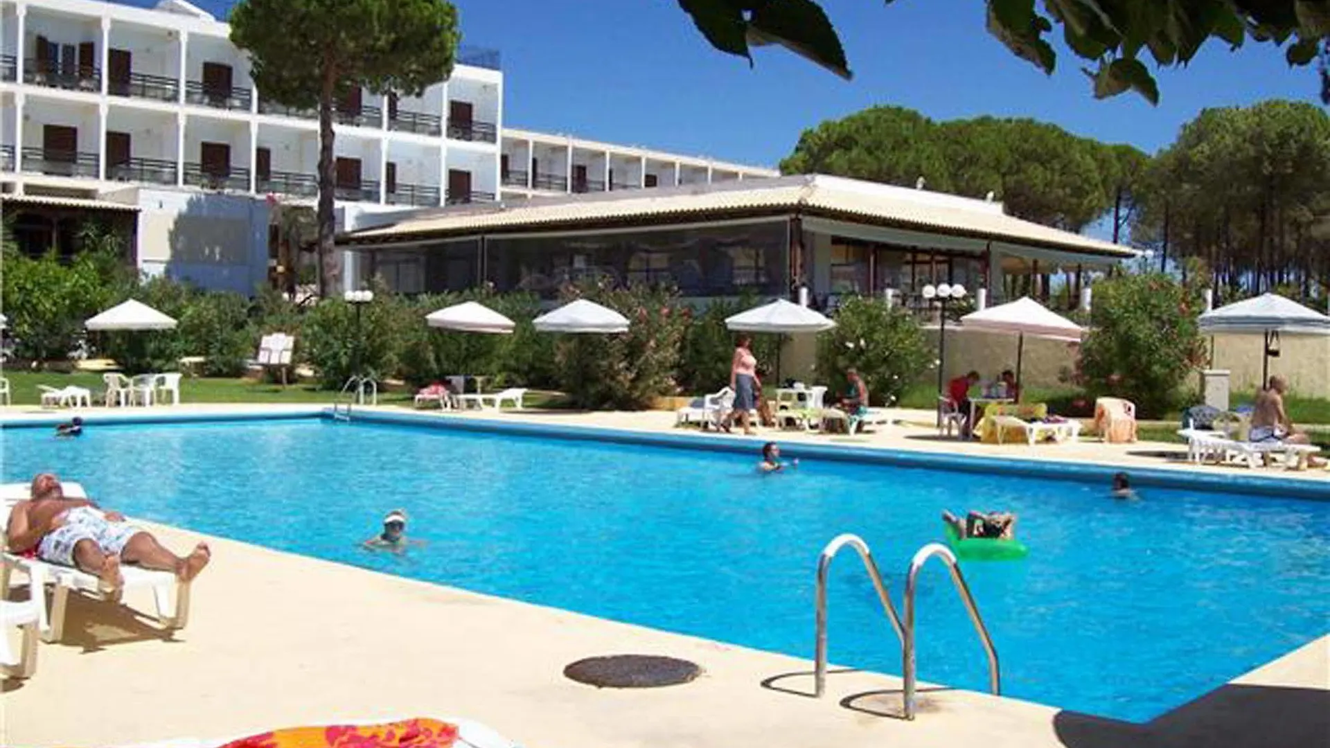 Irinna Hotel Svoronata 3*,  Greece