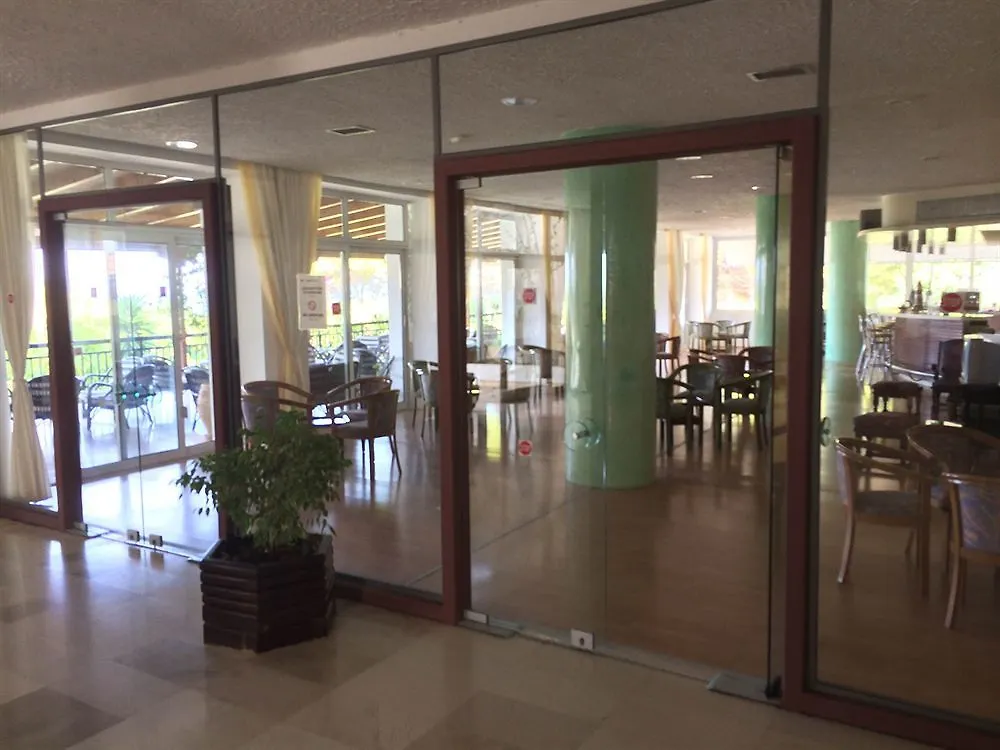Irinna Hotel Svoronata 3*,