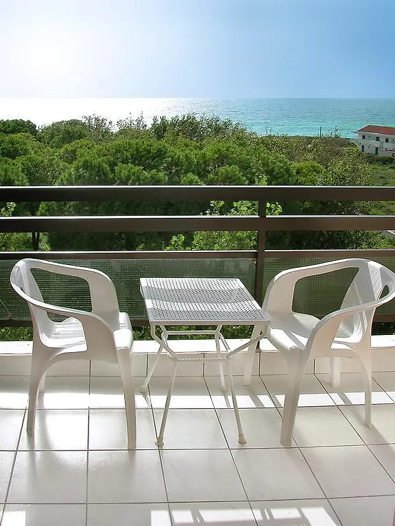 Irinna Hotel Svoronata